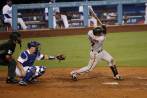 El barranquillero Donovan Solano durante su actuación, la noche de domingo, cuando su equipo, Gigantes, despachó 3-1 a Dodgers. FOTO AFP