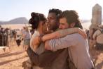 El director J.J. Abrams compartió el 15 de febrero, desde su cuenta de Twitter, una fotografía del último día de rodaje de Star Wars IX. Foto: @jjabrams 