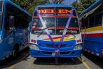 Luto entre los conductores de dos rutas de buses en Altavista por homicidio de un compañero. FOTO SANTIAGO MESA