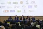 La universidad Javeriana fue sede del foro “Desinformación y democracia” que contó con la presencia de various miembros de entidades públicas. FOTO: Colprensa