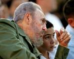 Fidel Castro acompañó a Elian González en distintos momentos de su vida. FOTO REUTERS