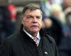 Sam Allardyce fue destituido de su cargo como seleccionador de Inglaterra luego de ser grabado hablando sobre maneras de burlar el reglamento de transferencias de jugadores. FOTO AP