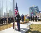 Estados Unidos izó este viernes su bandera de rayas y estrellas durante la reapertura de su embajada en La Habana, en un nuevo paso de reconciliación. FOTO AP