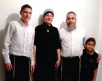 Esta familia venezolana, de tradición judía, busca mostrar en redes sociales el drama de los refugiados en Colombia. Foto: Facebook Los Yafe en Medellín 