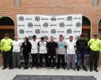 Estas personas están sindicadas de homicidios y extorsiones, según las autoridades. FOTO CORTESÍA