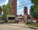 El edificio cayó en tres segundos. FOTO JAIME PÉREZ
