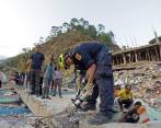 Las réplicas en Nepal no se detienen y siguen generando pánico entre los sobrevivientes. FOTO AP