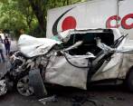 Aunque la camioneta quedó en pérdida total, no hubo lesionados en el accidente. FOTO: CORTESÍA 