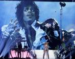 Homenaje de Madonna a Prince. FOTO REUTERS