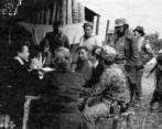 El 28 de marzo de 1984 en el gobierno de Belisario Betancur se firmó un acuerdo de cese el fuego bilateral con las Farc. FOTO ARCHIVO