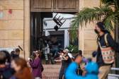Un grupo de personas atacó el comando de la Policía. FOTO CARLOS VELÁSQUEZ