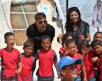 El puertorriqueño participó en las actividades que Unicef desarrolla con niños y adolescentes para ofrecerles un entorno seguro en los campos de refugiados. FOTO AP
