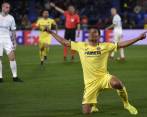 Carlos Bacca espera seguir anotando goles con el Villareal y así ser tenido en cuenta por el portugués Carlos Queiroz en la Selección Colombia. FOTO AFP