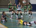 En el voleibol femenino las potencias son Envigado, Itagüí y Medellín. Solo un equipo avanzará a la final de los Juegos Departamentales con sede en Sabaneta, en diciembre. FOTO Manuel Saldarriaga