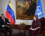  El fiscal general de Venezuela, Tarek Saab y la a alta comisionada de la ONU para los Derechos Humanos, Michelle Bachelet. FOTO: AFP