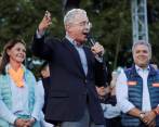 En la campaña fueron contadas las veces en las que Uribe y su candidato a la Presidencia confluyeron. Con ello se evitaba que su poder arrollador opacara a Duque y repartían fuerzas en el país. En el cierre, en Bogotá, fue su gran encuentro. FOTO reuters