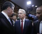 El proceso contra el expresidente Álvaro Uribe por supuesto soborno y fraude procesal debe pasar de la ley 600 a ley 906, según juez aunque pidió concepto a la Corte Suprema. FOTO COLPRENSA