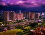 Detener la expansión periférica, aprovechar las quebradas como corredores ecológicos y ofrecer mejores oportunidades de vivienda en la centralidad son retos para Medellín. FOTO CAMILO SUÁREZ