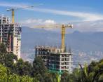 En Medellín hay cerca de 3.000 unidades residenciales, en su gran mayoría construidas sin la normatividad actual, que debe garantizar bajos consumos de agua y energía. La sostenibilidad en el Valle de Aburrá empezará desde los diseños. FOTO juan antonio sánchez
