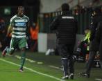 El tumaqueño fue la indiscutible figura de su equipo, consiguiendo un importante punto en la Europa League. FOTO AP