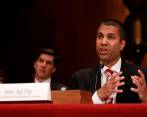 Ajit Pai argumentó que la normativa de neutralidad apoyada por Barack Obama “deprimió la inversión” en Internet. FOTO reuters