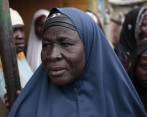 Familiares de las secuestradas en Chibok el 14 de abril de 2014 no dudaron en expresar su decepción, horas después del anuncio inicial, porque no se trató de sus allegadas. No obstante, se mostraron contentas por las 293 mujeres liberadas por el Ejército. FOTO ap