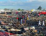 Así quedó el mercado San Pablito, en Tultepec, luego de una explosión que arrasó con buena parte de los locales de este lugar. Es la tercera ocasión que un hecho de estos sucede allí. FOTO ap