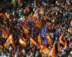 Este domingo se realizaron manifestaciones para manifestar el deseo de mantener vinculados a España. FOTO EFE