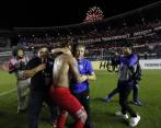 La locura del antioqueño Hernán Darío Gómez al obtener el cupo directo a Rusia 2018. FOTO EFE
