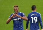 Yerry Mina y James Rodríguez, los colombianos del Everton inglés. FOTO AFP