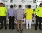 Algunos de los capturados por delitos contra menores, durante el proceso de legalización de captura. FOTO: Cortesía Policía