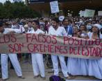 El reportaje publicado hoy por el diario estadounidense New York Times (NYT), abrió el debate sobre la estrategia que utiliza el ejército para derrotar a los grupos rebeldes y paramilitares de Colombia.Foto: Julio César Herrera 