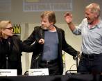 En la imagen de izquierda a derecha: Carrie Fisher, Mark Hamill y Harrison Ford. FOTO AFP