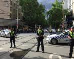 Una de las personas que resulto muerta tras el ataque. FOTO AFP
