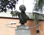 Busto de Atanasio Girardot en el Centro de Medellín. FOTO CORTESÍA MUSEO DE ANTIOQUIA