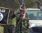 Imagen tomada el 2 de octubre 2014, de un video difundido por el grupo extremista islamista nigeriano Boko Haram, muestra el líder del grupo Abubakar Shekau. FOTO ARCHIVO AFP