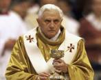 El papa emérito Benedicto XVI celebró este jueves su 93 cumpleaños sin visitas debido a las medidas de precaución sobre el contagio de coronavirus y rezando por los enfermos de la pandemia de la COVID-19. FOTO COLPRENSA | REUTERS