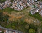 Así se observaba en julio, desde el aíre, el lote donde se debe levantar el proyecto residencial Prada Santa María. Foto Manuel Saldarriaga