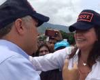 El encuentro entre ambos políticos se dio en la frontera entre Colombia y Venezuela. FOTO Rosalinda Hernández