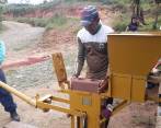 El proyecto de ecoconstrucción inició con 160 millones de pesos y cuenta con el apoyo del PNUD y del Sena. Esperan muy pronto tener producción a la venta. FOTO Cortesía Farc