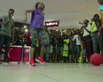La mujer que baila 137 horas sin parar