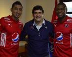 El presidente del DIM, Eduardo Silva Meluk, junto a Jomathan Lopera y Cristian Nazarit. FOTO @DIM_Oficial 