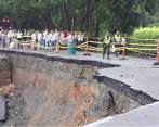 El 1 de mayo de 2018 ocurrió una falla en la carretera que comunica a Medellín y al departamento de Antioquia con la Costa Atlántica (Córdoba, Sucre, Bolívar y cia). FOTO: CORTESÍA GUARDIANES ANTIOQUIA 