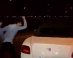 Hinchas del Real Madrid golpearon los carros de Bale y Jesé