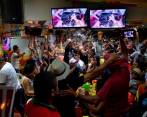 Así celebran la victoria de Paulina Vega en Barranquilla. FOTO EL HERALDO