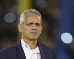 El entrenador vallecaucano tendrá tres meses de incapacidad. FOTO AFP