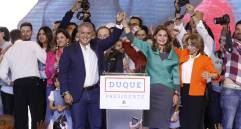 Igual a lo que repitió durante toda su larga campaña presidencial, Duque dijo que no gobernará con odios ni espejo retrovisor. FOTOS Manuel saldarriaga