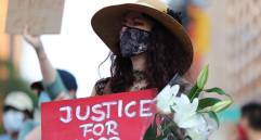 Protestas en Wisconsin por asesinato de un afroamericano. FOTO AFP