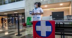 Hall principal del Hospital Pablo tobón Uribe. FOTO JUAN ANTONIO SÁNCHEZ