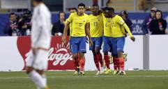 El atacante de Emelec, Miller Bolaños, abrió la cuenta del combinado ecuatoriano. FOTO AFP